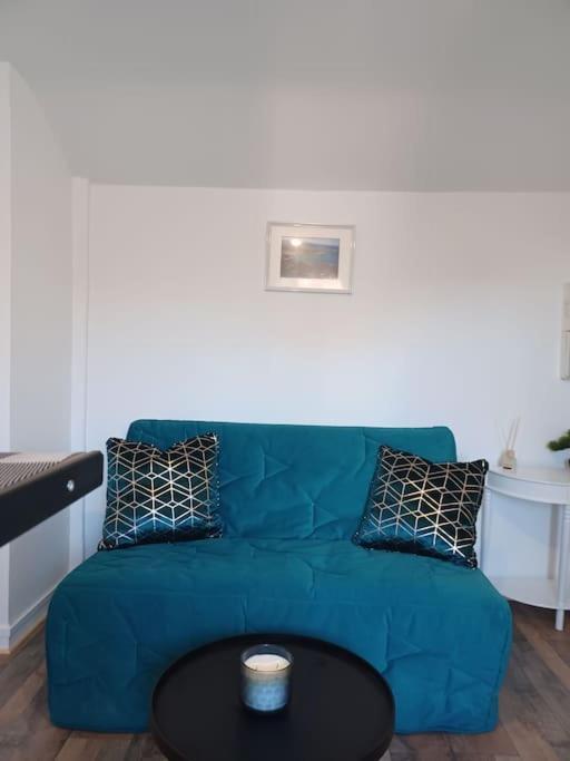 Appartement Le Citadin Aeroport Beauvais Paris Extérieur photo